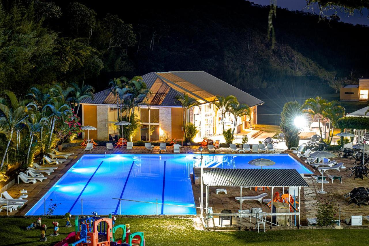 Hotel Fazenda Santa Barbara إنجينهيرو باولو دي فرونتين المظهر الخارجي الصورة